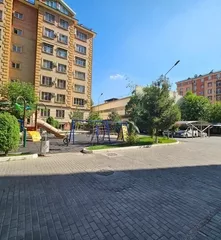4-комн. квартира, 217 м², Мирабадский