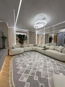 4-комнатная квартира, 100 м², 2/4 этаж, ЦУМ