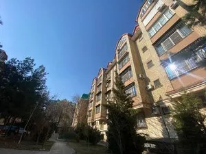 4-комнатная квартира, 125 м2, улица Истикбол