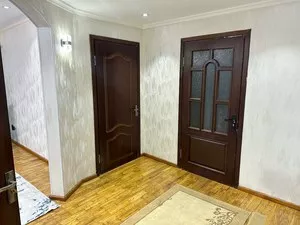 4-комнатная квартира, 4/5 этаж, Алайский рынок
