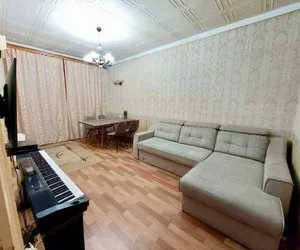 4-комнатная квартира, 80 кв.м, метро Буюк Ипак Йули