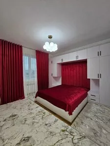 4-комнатная квартира на 5 этаже, 90 м2