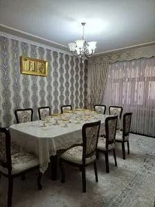 4-комнатная квартира на Каратоше, 100 м2