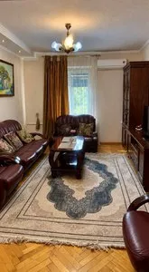 4-комнатная квартира на Ойбеке, 100 м2