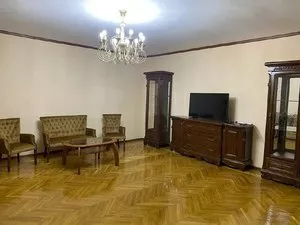 4-комнатная квартира на Ц-1, 170 м2
