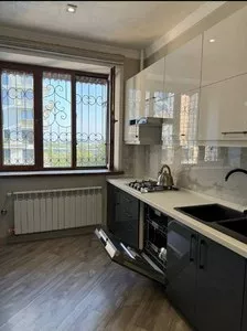 4-комнатная квартира на Ц1, 130 м2