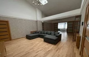 4-комнатная квартира в аренду, 226 м², Яшнабадский район