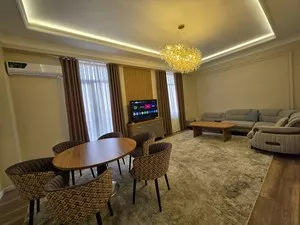4-комнатная квартира в аренду, Шайхонтохурский район, Самарканд Дарвоза