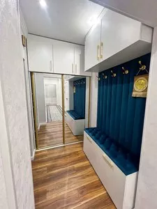 4-комнатная квартира в аренду в Новза, центр, евро-люкс ремонт