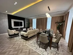 4-комнатная квартира в ЖК NRG Mirzo Ulugbek, 160 м2