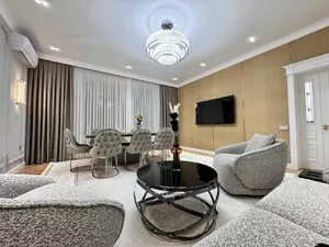 4-комнатная квартира в ЖК Темир йул, 130 кв.м