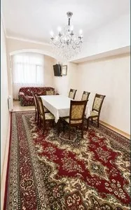 4-комнатная квартира в Мирзо Улугбекском районе, 82 кв.м