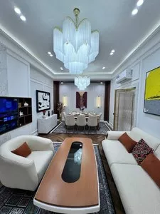 4-комнатная квартира в новостройке, 120 м2, Юнусабад, Ц-5