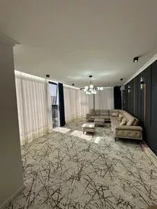 4-комнатная квартира в новостройке, 125 м2, Шайхантахурский район