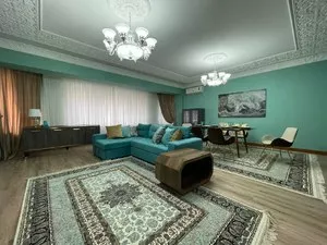 4-комнатная квартира в новостройке, 200 кв.м, Парк Бабура