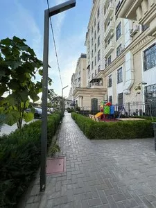 4-комнатная квартира в новостройке, Олмазор Сити