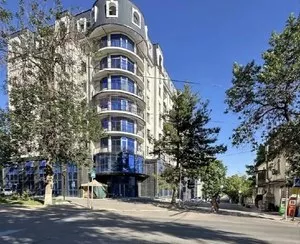 4-комнатная квартира в Юнусабадском районе, 148 кв.м