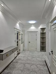 4-комнатная квартира в Юнусобод, 130 м², 5/9 эт.