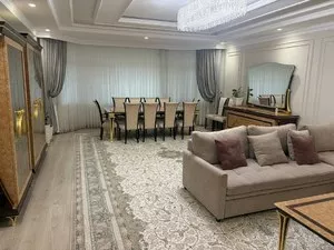 5-комнатная квартира, 200 м2, Дархан