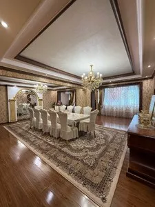 5-комнатная квартира в Алмазарском районе, 206 м2