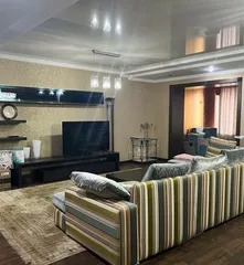 6-комн. квартира, 220 м², Мирабадский
