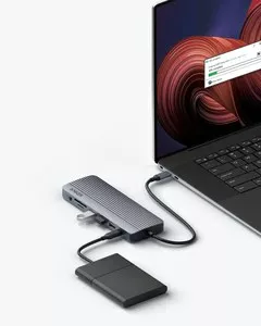 Anker 14-in-1 Triple Display Hub