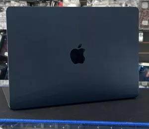 Apple MacBook Air M2 13 дюймов 8/256GB