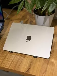Apple MacBook Air M2 13 дюймов 8/256GB