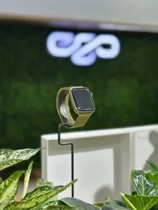 Apple Watch Series 9 45mm Gold Stainless