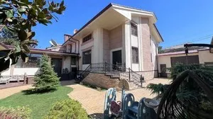 Аренда дома в махалле Никитина, 300 кв.м