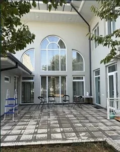 Аренда дома в Янгиабаде, 6 комнат, 500 м2