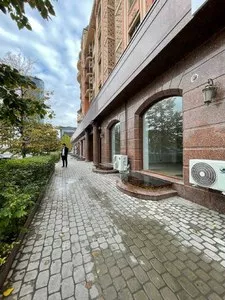Аренда коммерческого помещения 320 м2 в Яккасарайском районе