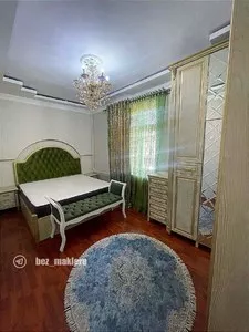 Аренда места в 3-комнатной квартире для девушек в Яккасарайском районе