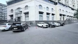 Аренда офисного помещения 850 м2 на Авиаторе