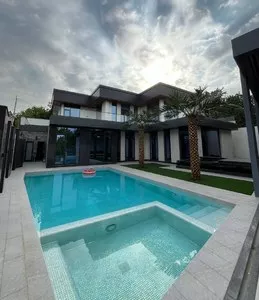 Аренда виллы Azure Villa в районе Бочка