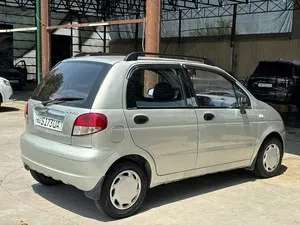 Автомобиль Matiz 2004 года