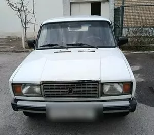 Автомобиль ВАЗ 2104
