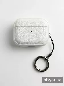 Чехол для AirPods Pro / Pro 3 с текстурой кожи и кольцом-держателем