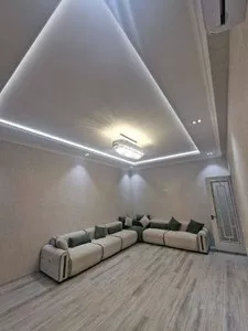 Четырехкомнатная квартира на улице Махтумкули