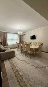 Четырехкомнатная квартира в ЖК Каратстрой, 155 м2