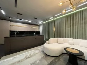 Четырехкомнатная квартира в ЖК Mirabad Avenue, 323 м2