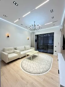 Четырехкомнатная квартира в ЖК Navruz, 90 м²
