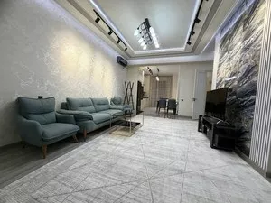Четырехкомнатная квартира в ЖК Новомосковский, 167 кв.м