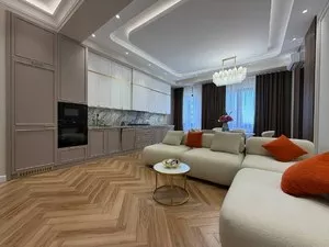 Четырехкомнатная квартира в ЖК Sayram, 98 кв.м