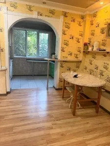 Четырехкомнатная квартира в Мирабадском районе, Ойбек