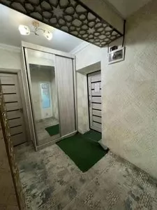 Четырехкомнатная квартира в Намангане, 100 м²