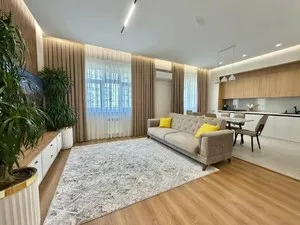 Четырехкомнатная квартира в новостройке Golden House, 110 кв.м