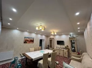 Четырехкомнатная квартира в новостройке Golden House на улице Махтумкули