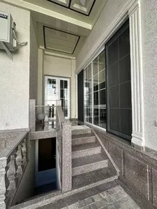 Дом 230 кв.м на 5 сотках в Мирзо-Улугбекском районе