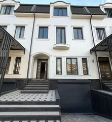 Дом, 250 м², Яккасарайский